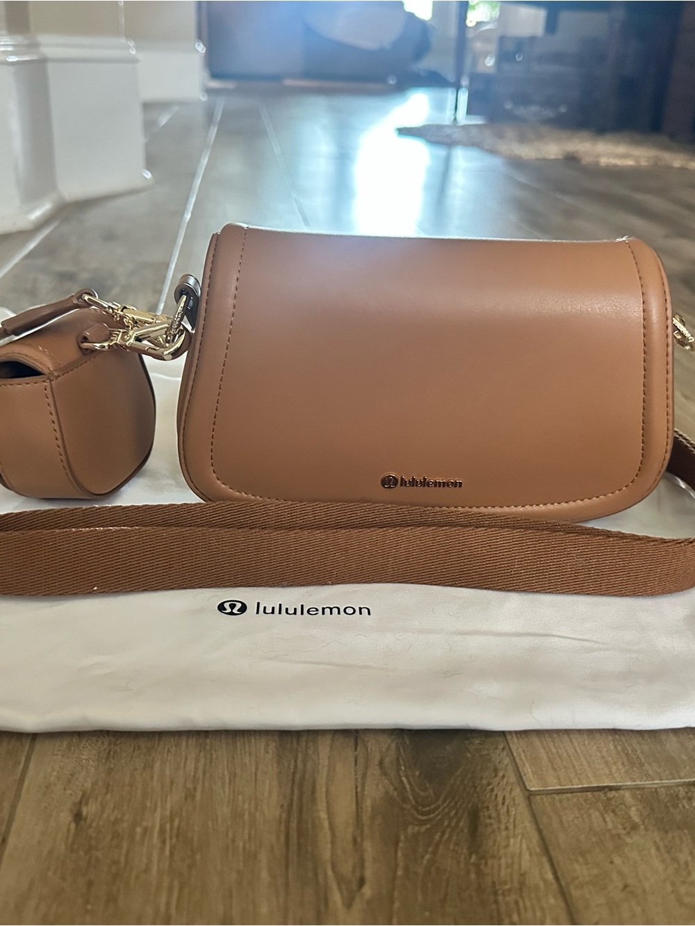 lululemon Tan Crossbody Bag with Matching Mini Pouch - Picture 2 of 3